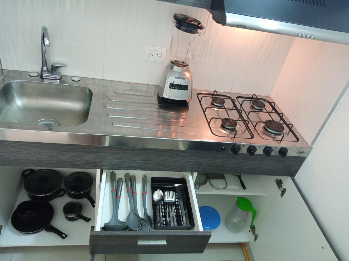 Vip Apartasuites Rosales Medellín Extérieur photo
