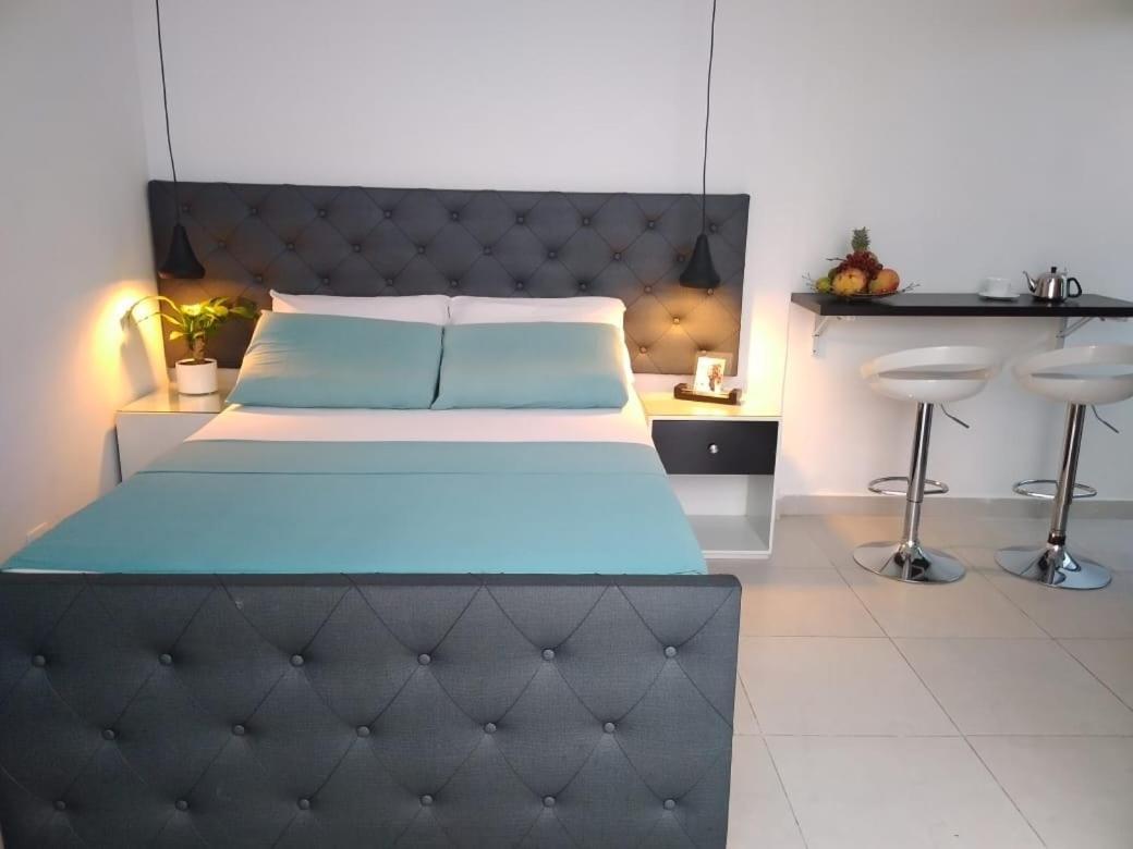 Vip Apartasuites Rosales Medellín Extérieur photo